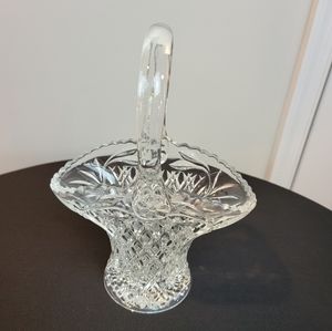 Princess House Diamond Cut‎ Lead Crystal Basket with Handle